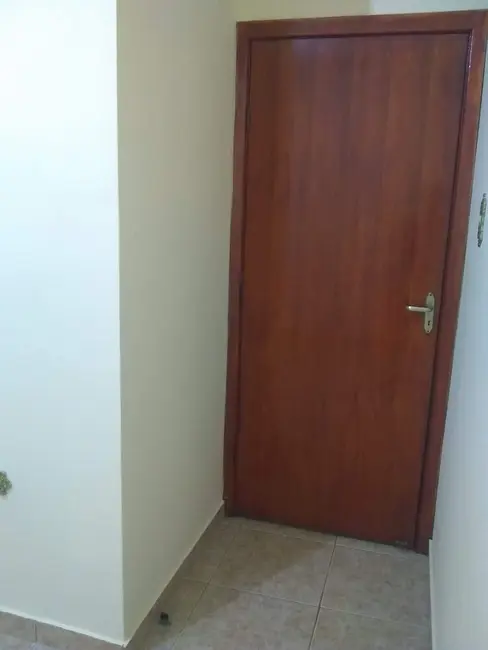 Foto 8 de Casa com 3 quartos à venda, 82m2 em Jardim Gurilândia, Taubate - SP