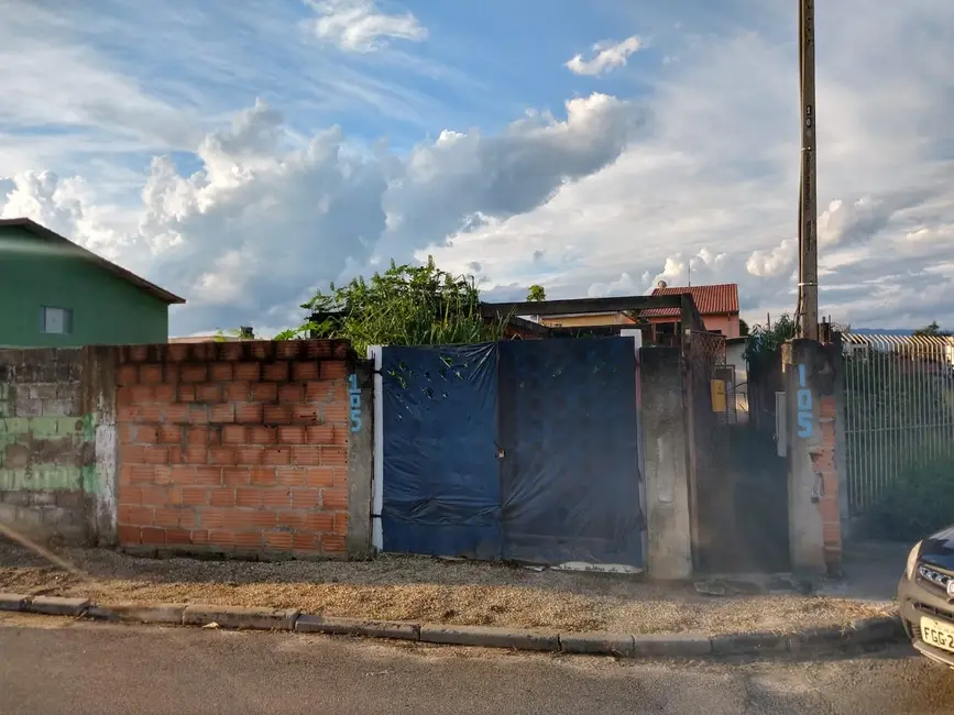 Foto 1 de Casa com 2 quartos à venda, 36m2 em Conjunto Habitacional Terra dos Ipês II (Fase I), Pindamonhangaba - SP