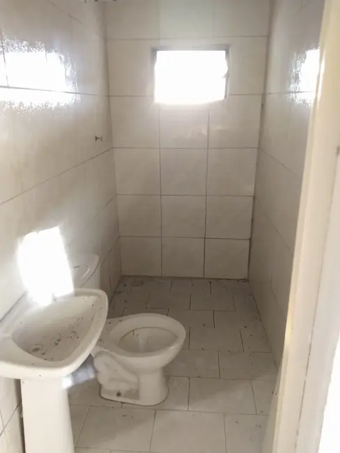 Foto 4 de Casa com 2 quartos à venda, 36m2 em Conjunto Habitacional Terra dos Ipês II (Fase I), Pindamonhangaba - SP