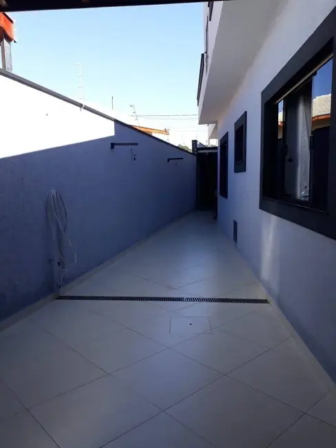 Foto 3 de Casa com 2 quartos à venda, 119m2 em Jardim Continental II, Taubate - SP