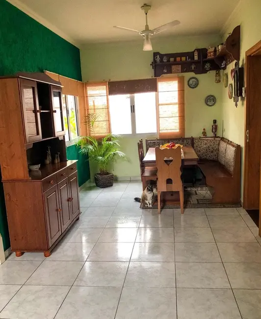 Foto 9 de Sobrado com 2 quartos à venda, 435m2 em Pindamonhangaba - SP