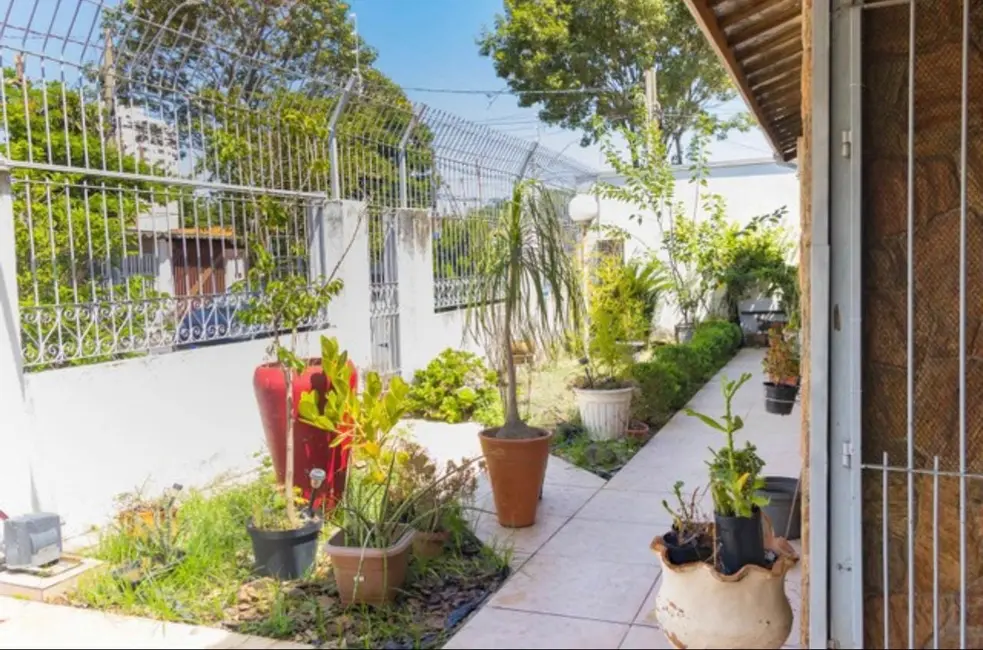Foto 1 de Casa com 4 quartos à venda, 450m2 em Jardim Ana Rosa, Taubate - SP