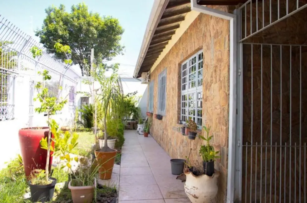 Foto 3 de Casa com 4 quartos à venda, 450m2 em Jardim Ana Rosa, Taubate - SP