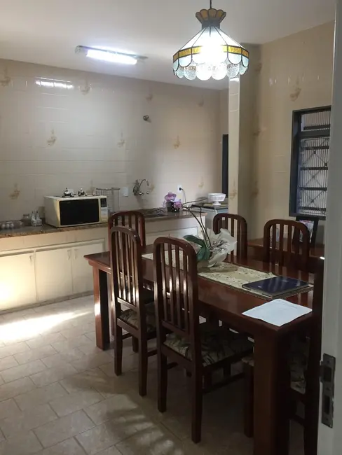 Foto 9 de Casa com 5 quartos à venda, 216m2 em Residencial Ouro Verde, Pindamonhangaba - SP