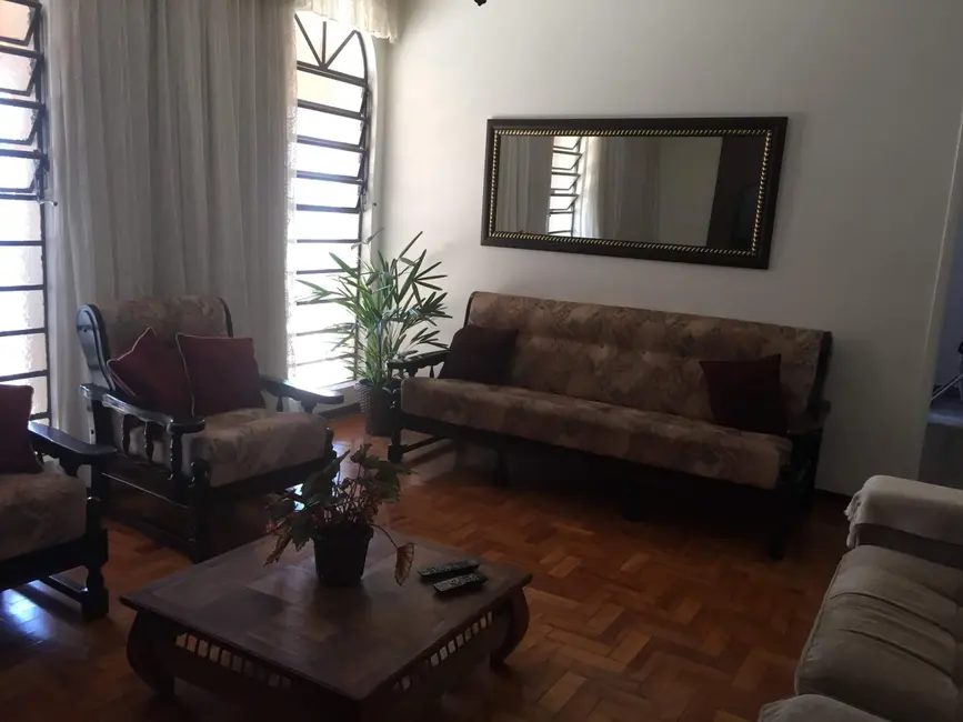 Foto 5 de Casa com 5 quartos à venda, 216m2 em Residencial Ouro Verde, Pindamonhangaba - SP