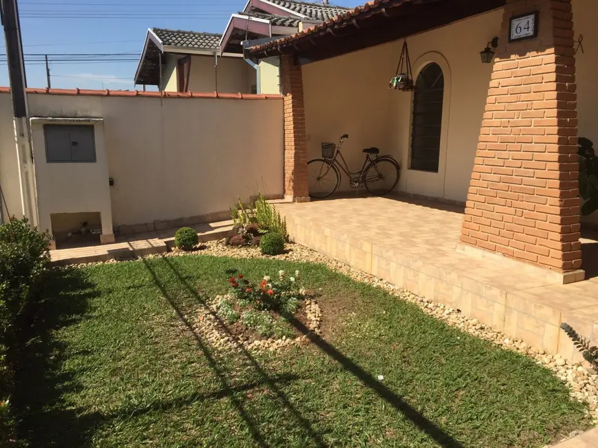 Foto 1 de Casa com 5 quartos à venda, 216m2 em Residencial Ouro Verde, Pindamonhangaba - SP