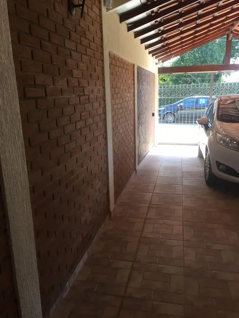Foto 4 de Casa com 5 quartos à venda, 216m2 em Residencial Ouro Verde, Pindamonhangaba - SP