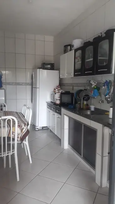 Foto 3 de Sobrado com 2 quartos à venda em Potim - SP