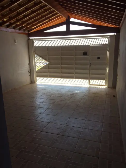 Foto 2 de Sobrado com 2 quartos à venda, 110m2 em Jardim Continental II, Taubate - SP