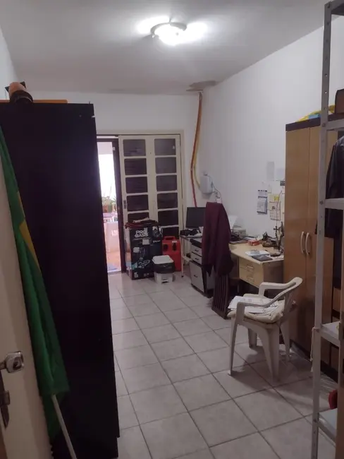 Casa com 4 quartos à venda, 340m2 em Jardim das Nações, Taubate - SP - imagem 4 Foto 4 de Casa com 4 quartos à venda, 340m2 em Jardim das Nações, Taubate - SP
