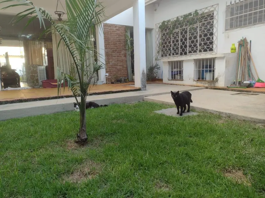 Casa com 4 quartos à venda, 340m2 em Jardim das Nações, Taubate - SP - imagem 2 Foto 2 de Casa com 4 quartos à venda, 340m2 em Jardim das Nações, Taubate - SP