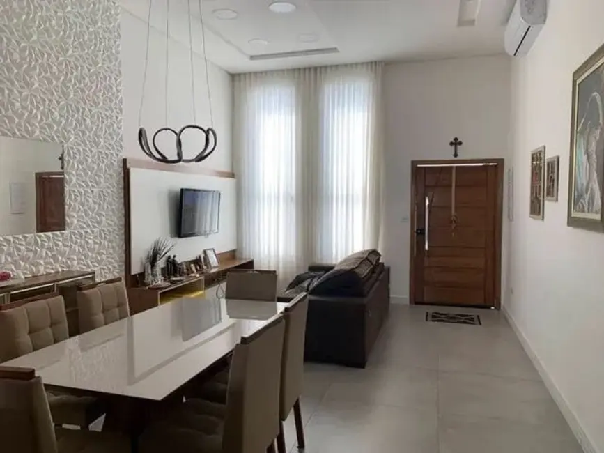 Foto 9 de Casa de Condomínio com 3 quartos à venda, 165m2 em Tremembe - SP