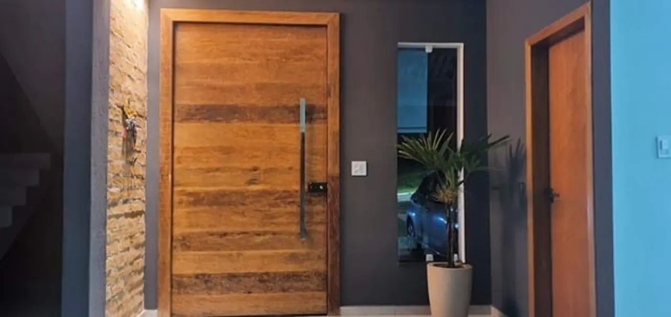 Foto 3 de Casa de Condomínio com 3 quartos à venda, 314m2 em Chácara São Félix, Taubate - SP