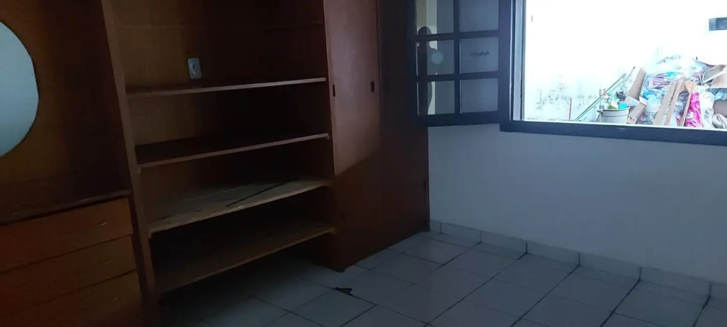 Foto 7 de Casa com 3 quartos à venda, 200m2 em Conjunto Residencial Araretama, Pindamonhangaba - SP