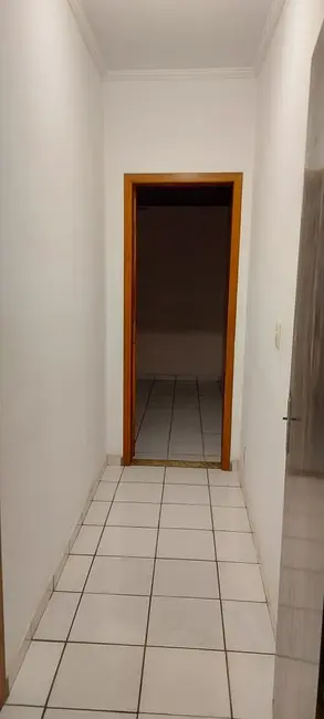 Foto 2 de Casa com 3 quartos à venda, 200m2 em Conjunto Residencial Araretama, Pindamonhangaba - SP
