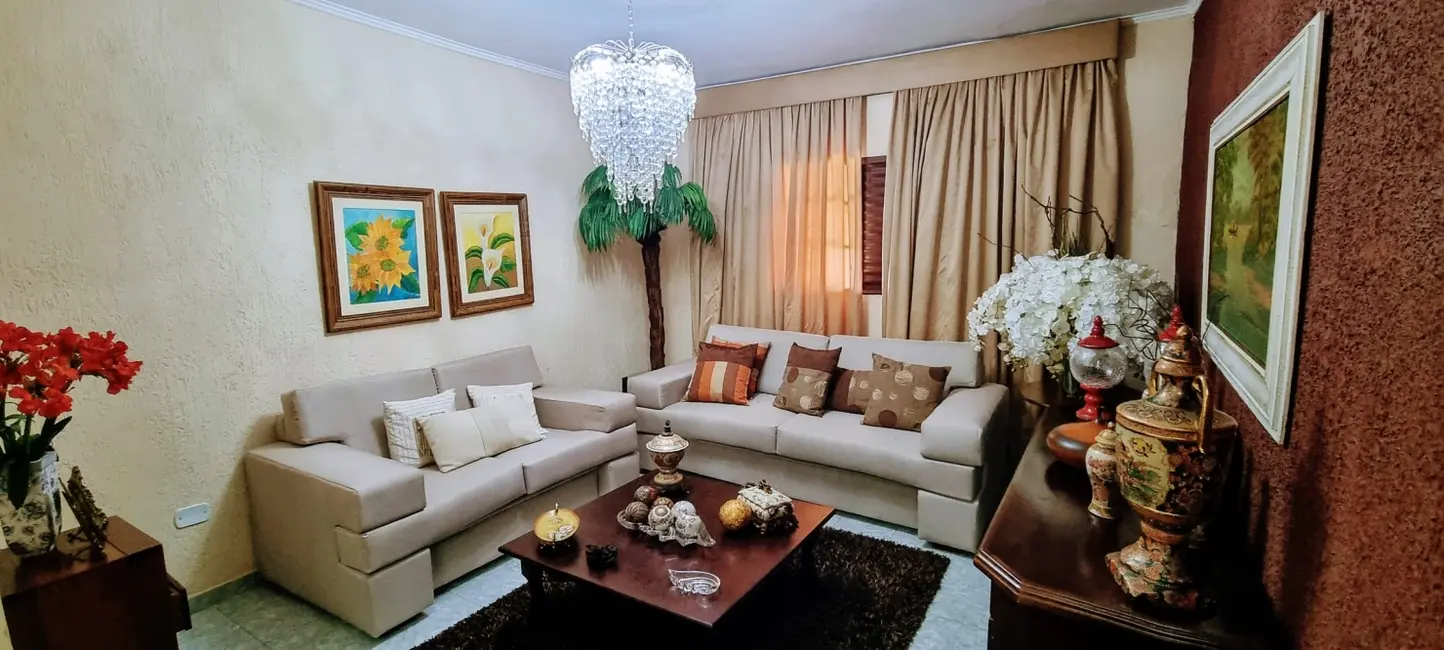 Foto 1 de Casa com 3 quartos à venda, 127m2 em Parque das Rosas, Roseira - SP