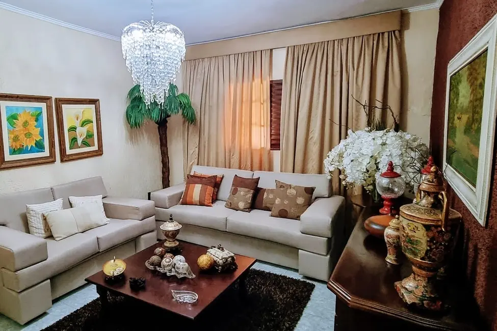 Foto 3 de Casa com 3 quartos à venda, 127m2 em Parque das Rosas, Roseira - SP