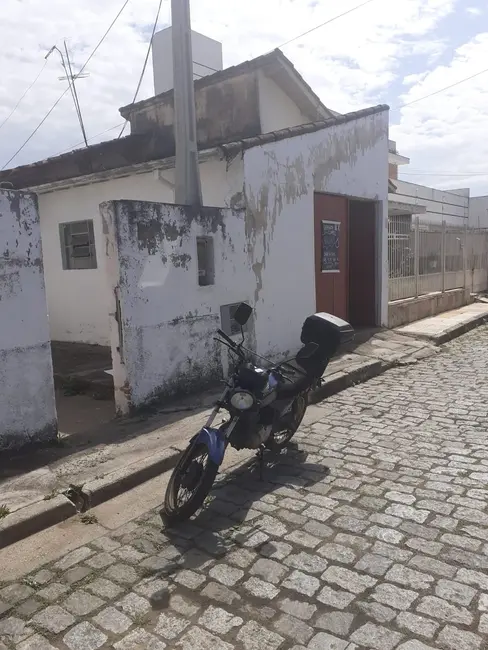 Foto 2 de Casa com 3 quartos à venda, 120m2 em Centro, Pindamonhangaba - SP