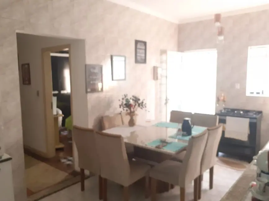 Foto 5 de Casa com 3 quartos à venda, 250m2 em Taubate - SP