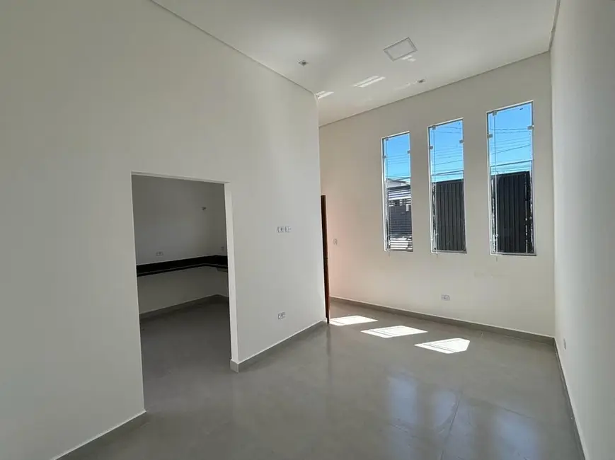 Foto 8 de Casa com 3 quartos à venda, 87m2 em Residencial Estoril, Taubate - SP