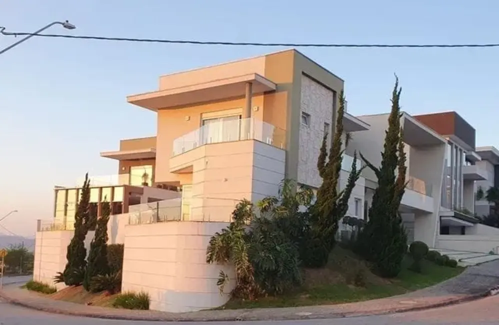 Casa de Condomínio com 4 quartos à venda, 563m2 em Sao Jose Dos Campos - SP - imagem 8 Foto 8 de Casa de Condomínio com 4 quartos à venda, 563m2 em Sao Jose Dos Campos - SP