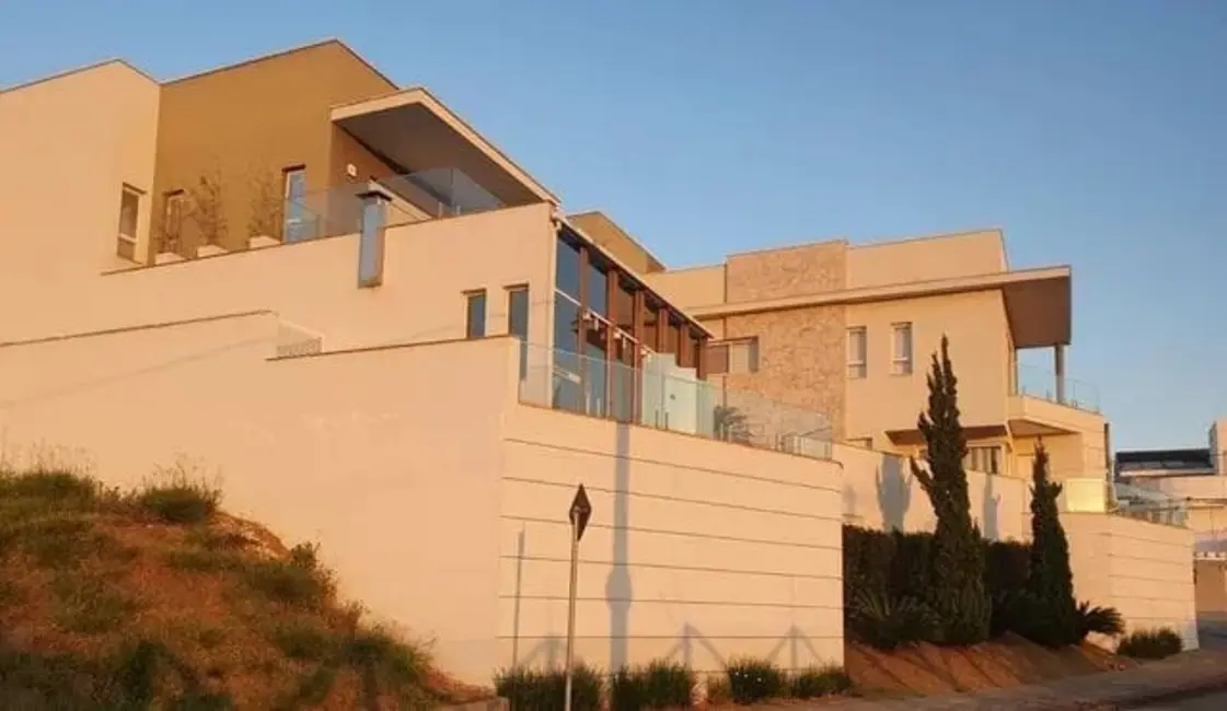 Casa de Condomínio com 4 quartos à venda, 563m2 em Sao Jose Dos Campos - SP - imagem 9 Foto 9 de Casa de Condomínio com 4 quartos à venda, 563m2 em Sao Jose Dos Campos - SP