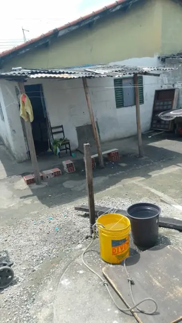 Foto 3 de Casa com 2 quartos à venda, 142m2 em Conjunto Residencial Araretama, Pindamonhangaba - SP