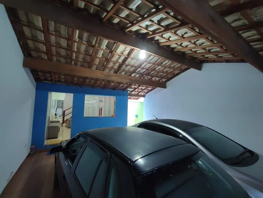 Foto 3 de Sobrado com 2 quartos à venda, 175m2 em Pindamonhangaba - SP