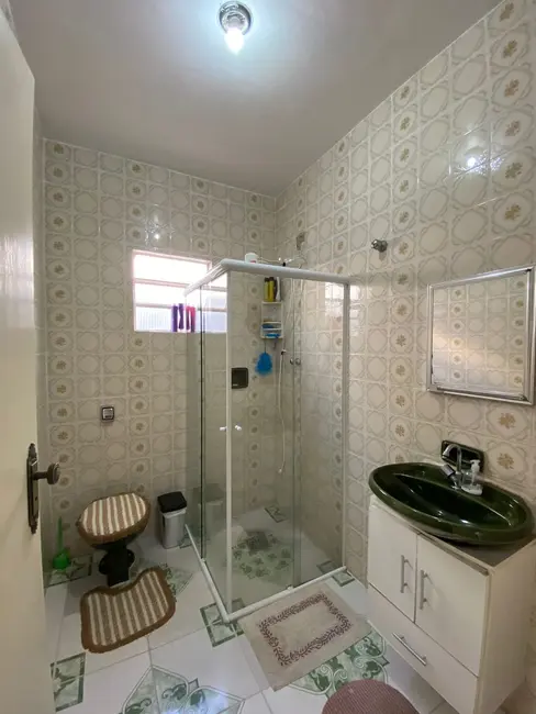 Foto 7 de Casa com 4 quartos à venda, 250m2 em Jardim Baronesa, Taubate - SP