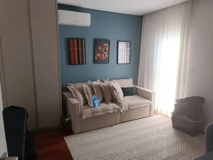 Foto 2 de Casa de Condomínio com 5 quartos à venda, 236m2 em Quiririm, Taubate - SP