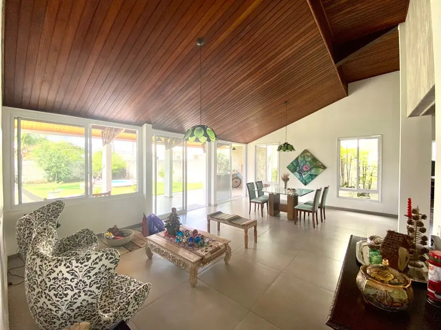 Foto 1 de Sobrado com 3 quartos à venda, 346m2 em Centro, Tremembe - SP