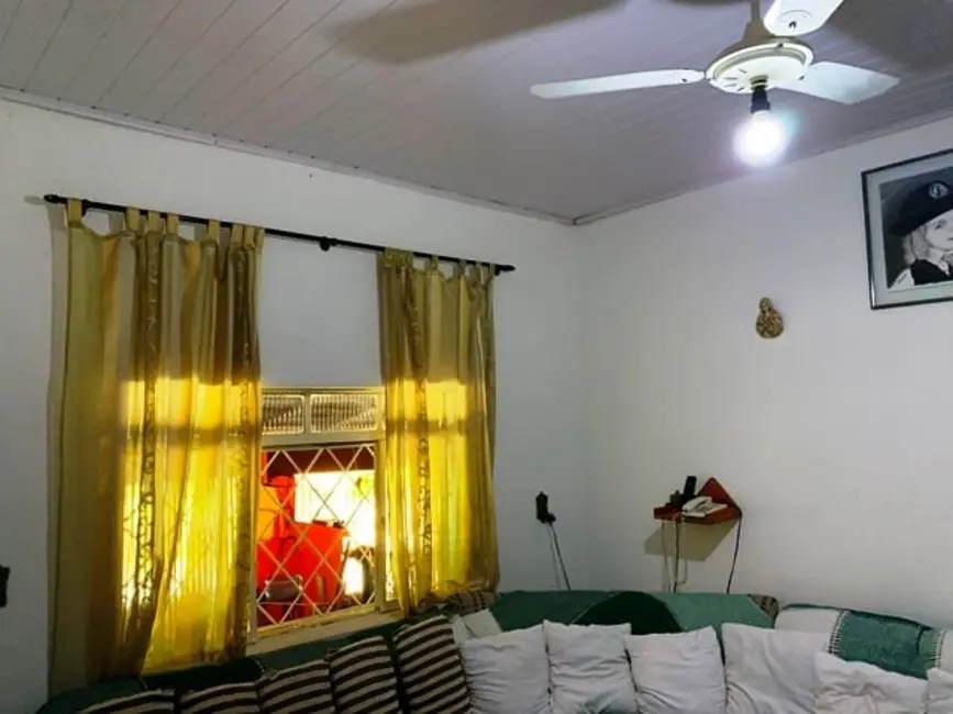 Foto 1 de Casa com 2 quartos à venda, 62m2 em Triângulo, Pindamonhangaba - SP