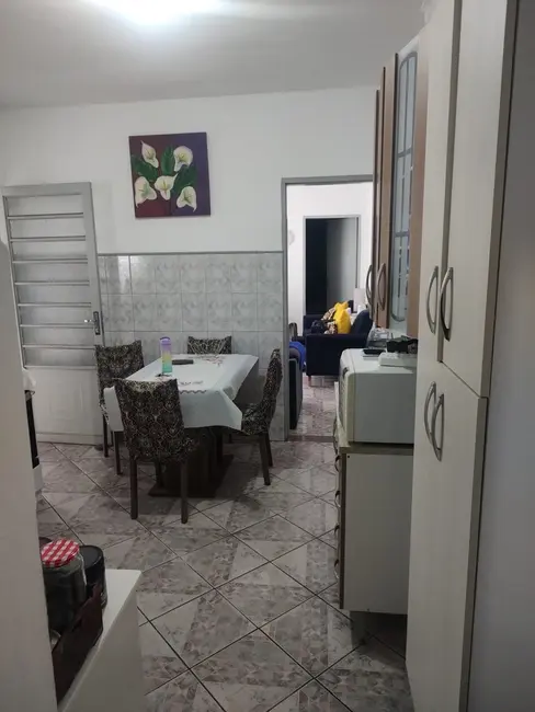 Foto 8 de Casa com 2 quartos à venda, 120m2 em Jardim Gurilândia, Taubate - SP