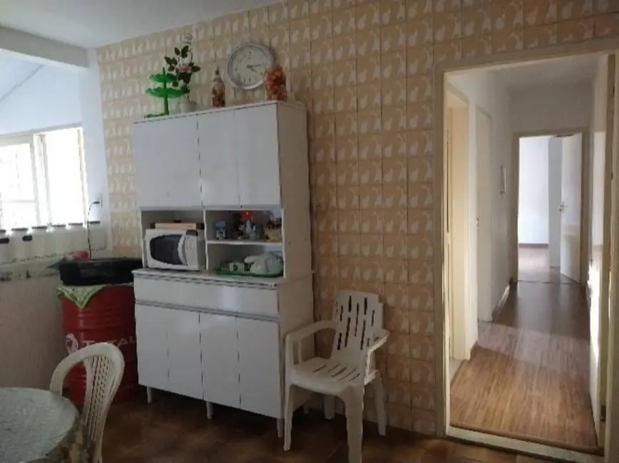 Foto 4 de Casa com 2 quartos à venda, 64m2 em Jardim Ana Emilia, Taubate - SP