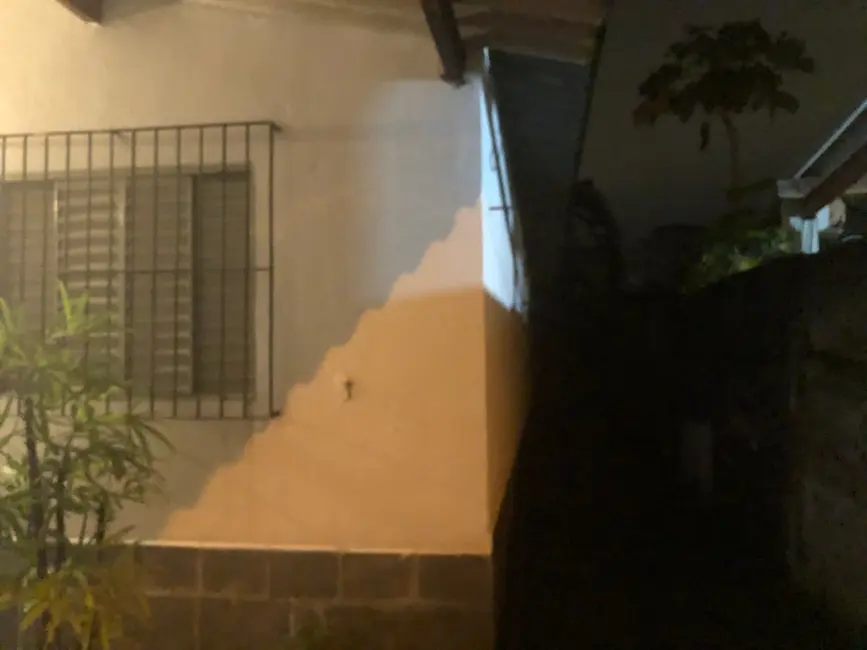 Foto 2 de Casa com 2 quartos à venda, 136m2 em Jardim Eloyna, Pindamonhangaba - SP