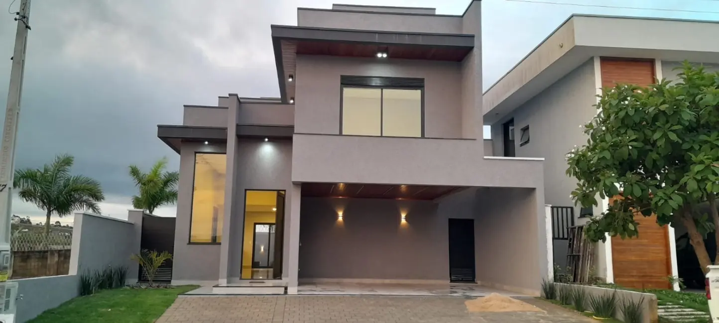 Foto 1 de Sobrado com 3 quartos à venda, 200m2 em Monte Belo, Taubate - SP