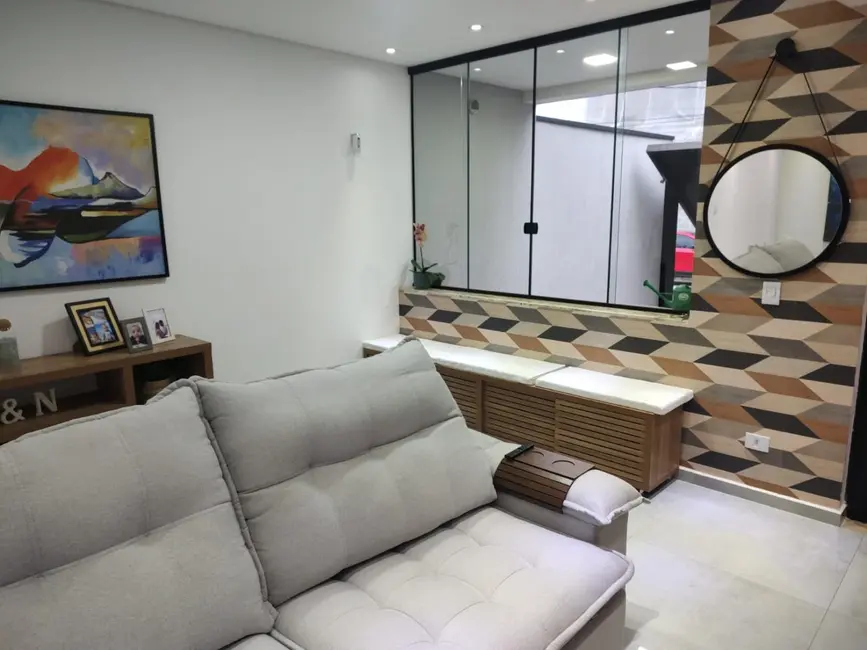 Foto 6 de Sobrado com 3 quartos à venda, 180m2 em Esplanada Independência, Taubate - SP