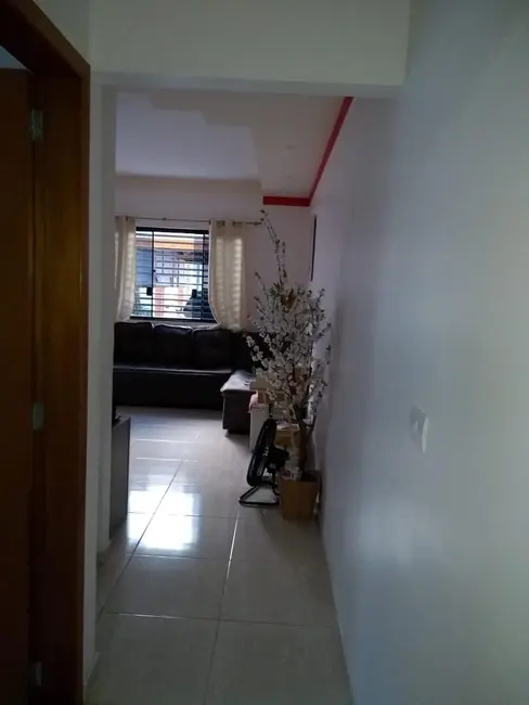 Foto 4 de Sobrado com 3 quartos à venda, 135m2 em Pindamonhangaba - SP