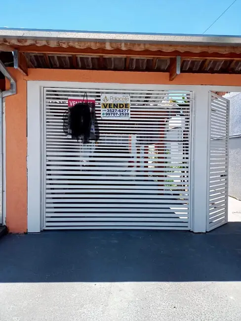 Foto 2 de Sobrado com 3 quartos à venda, 135m2 em Pindamonhangaba - SP