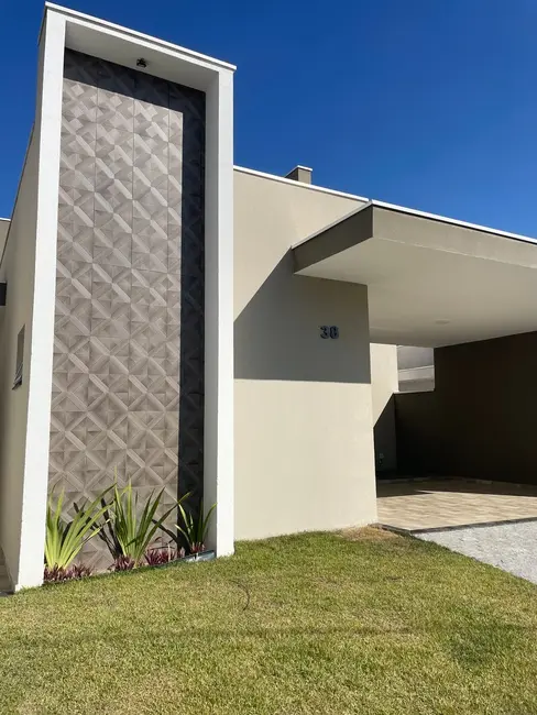 Foto 3 de Casa de Condomínio com 3 quartos à venda, 150m2 em Pindamonhangaba - SP