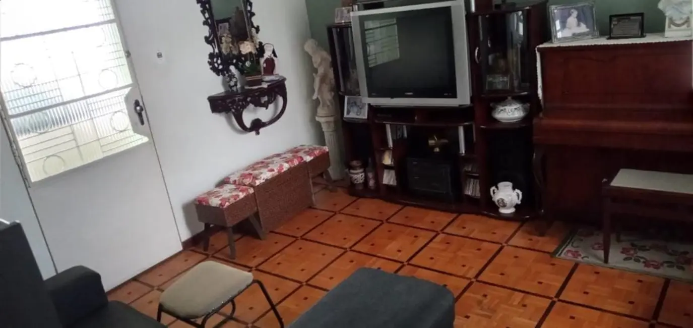 Casa com 5 quartos à venda, 305m2 em Centro, Tremembe - SP - imagem 5 Foto 5 de Casa com 5 quartos à venda, 305m2 em Centro, Tremembe - SP