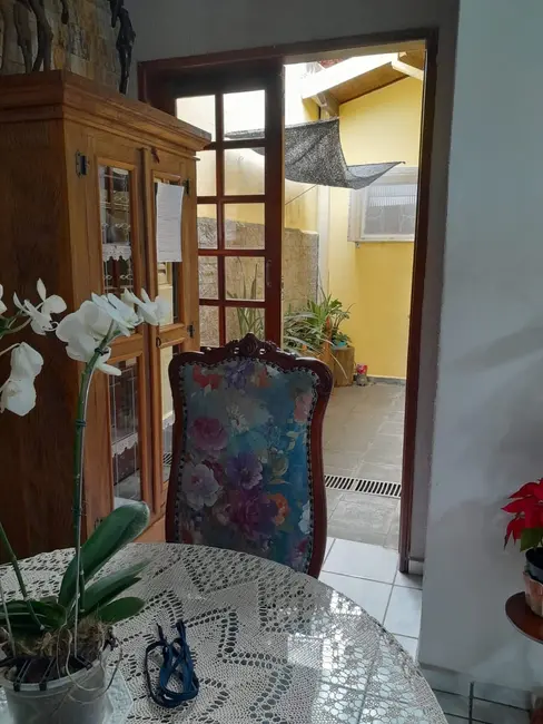 Foto 5 de Casa com 3 quartos à venda, 150m2 em Mombaça, Pindamonhangaba - SP