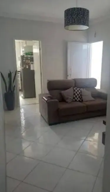 Foto 2 de Casa com 3 quartos à venda em Vila São José, Taubate - SP