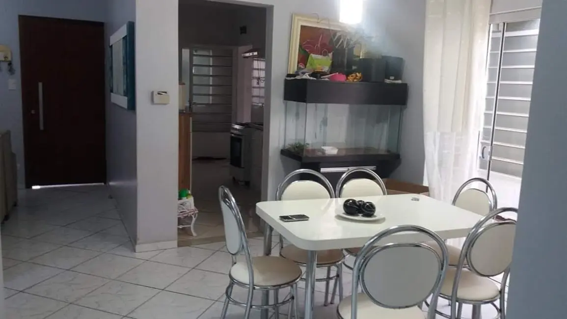 Foto 3 de Casa com 3 quartos à venda, 124m2 em Pindamonhangaba - SP