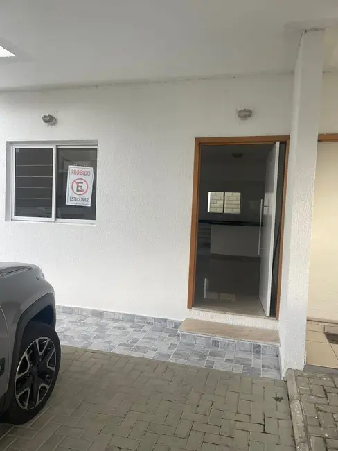 Foto 5 de Casa de Condomínio com 3 quartos para alugar em Vila Areao, Taubate - SP