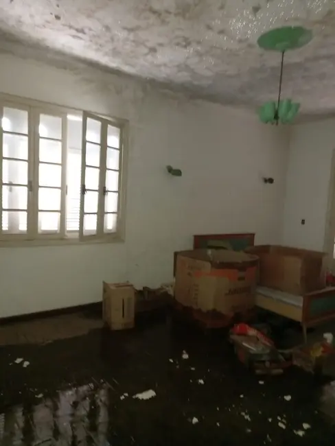 Foto 1 de Casa com 7 quartos à venda em Centro, Guaratingueta - SP