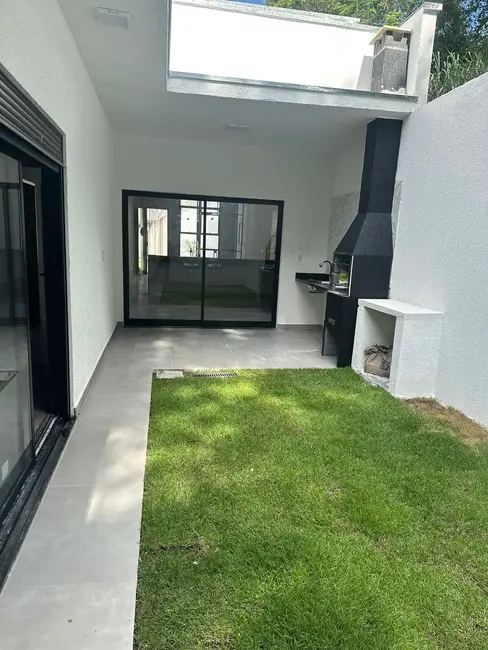 Foto 6 de Casa de Condomínio com 3 quartos à venda, 140m2 em Pindamonhangaba - SP