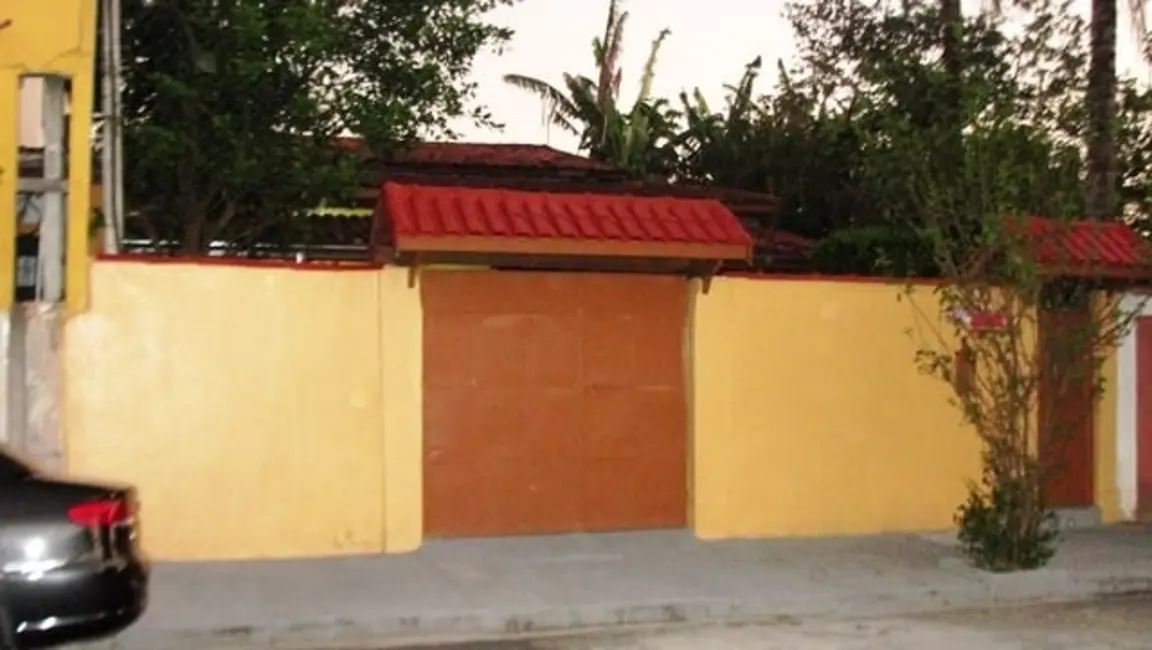 Foto 1 de Casa com 3 quartos à venda, 185m2 em Jardim Santa Cecília, Pindamonhangaba - SP