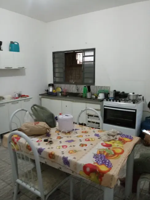 Foto 6 de Sobrado com 3 quartos à venda, 130m2 em Bom Sucesso, Pindamonhangaba - SP