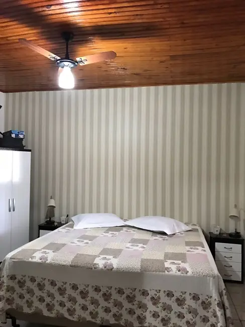 Foto 3 de Casa com 1 quarto à venda, 80m2 em Potim - SP